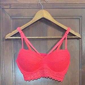 Medium fuchsia Victoria’s Secret PINK bra.